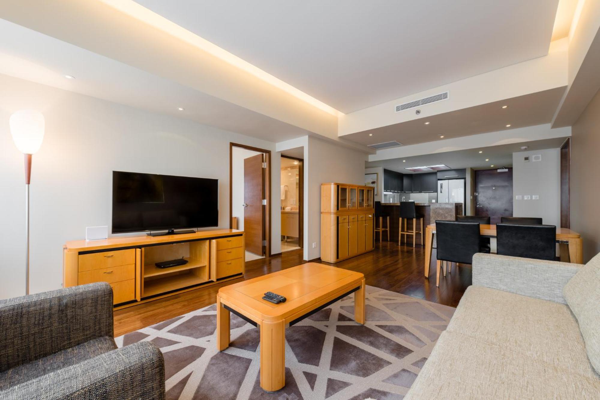 Shanghai Centre Serviced Apartment Екстер'єр фото
