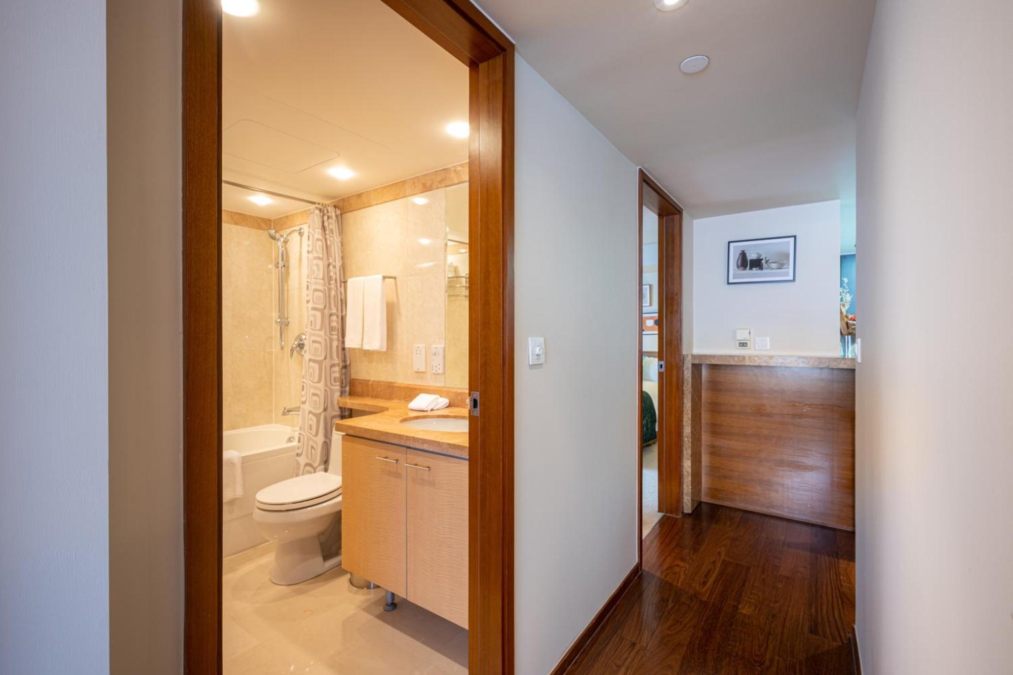 Shanghai Centre Serviced Apartment Екстер'єр фото