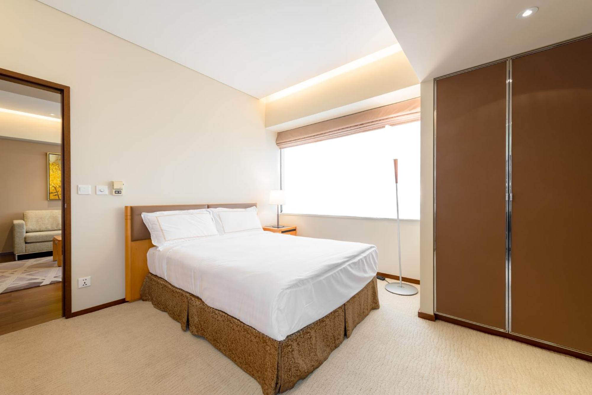 Shanghai Centre Serviced Apartment Екстер'єр фото