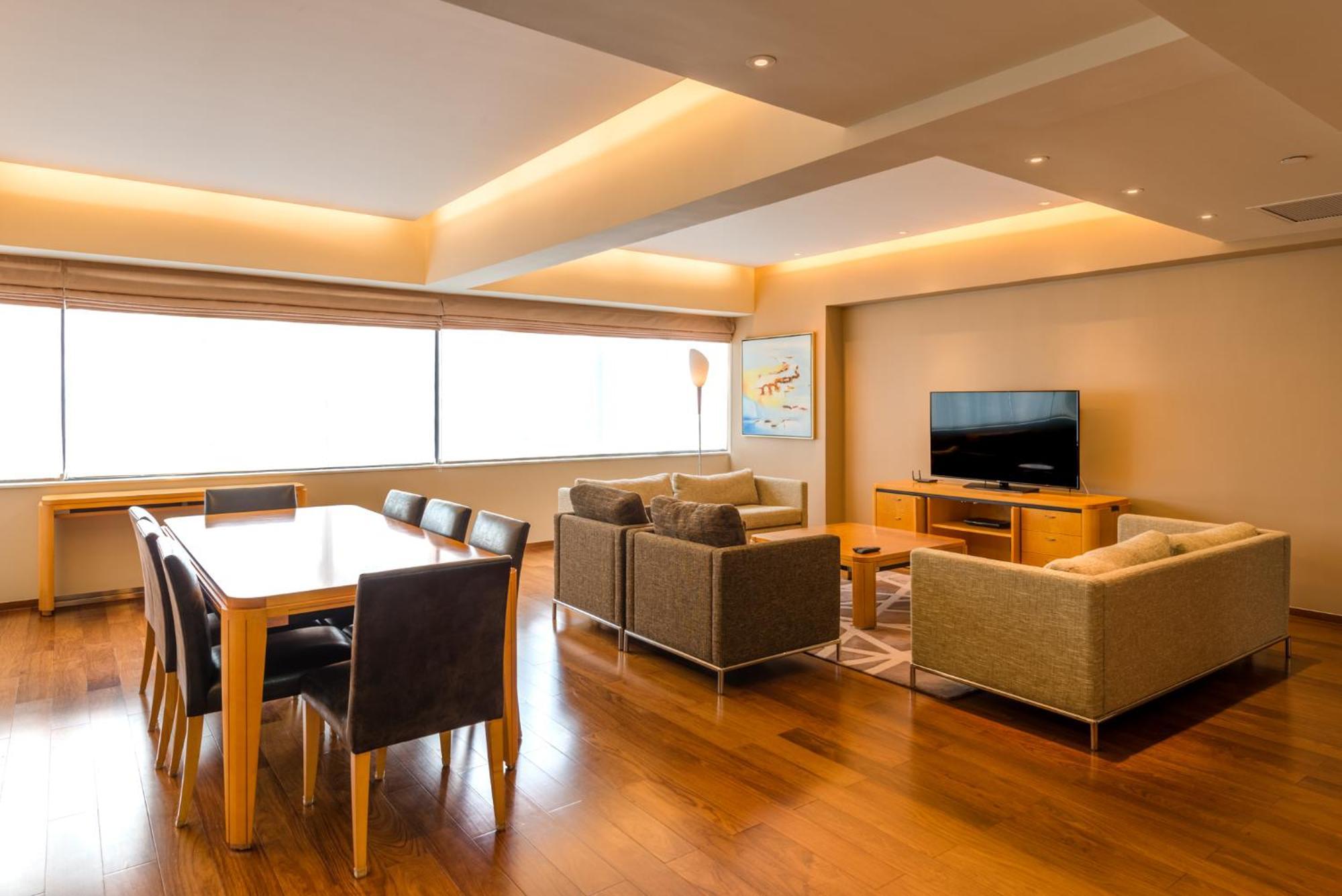Shanghai Centre Serviced Apartment Екстер'єр фото