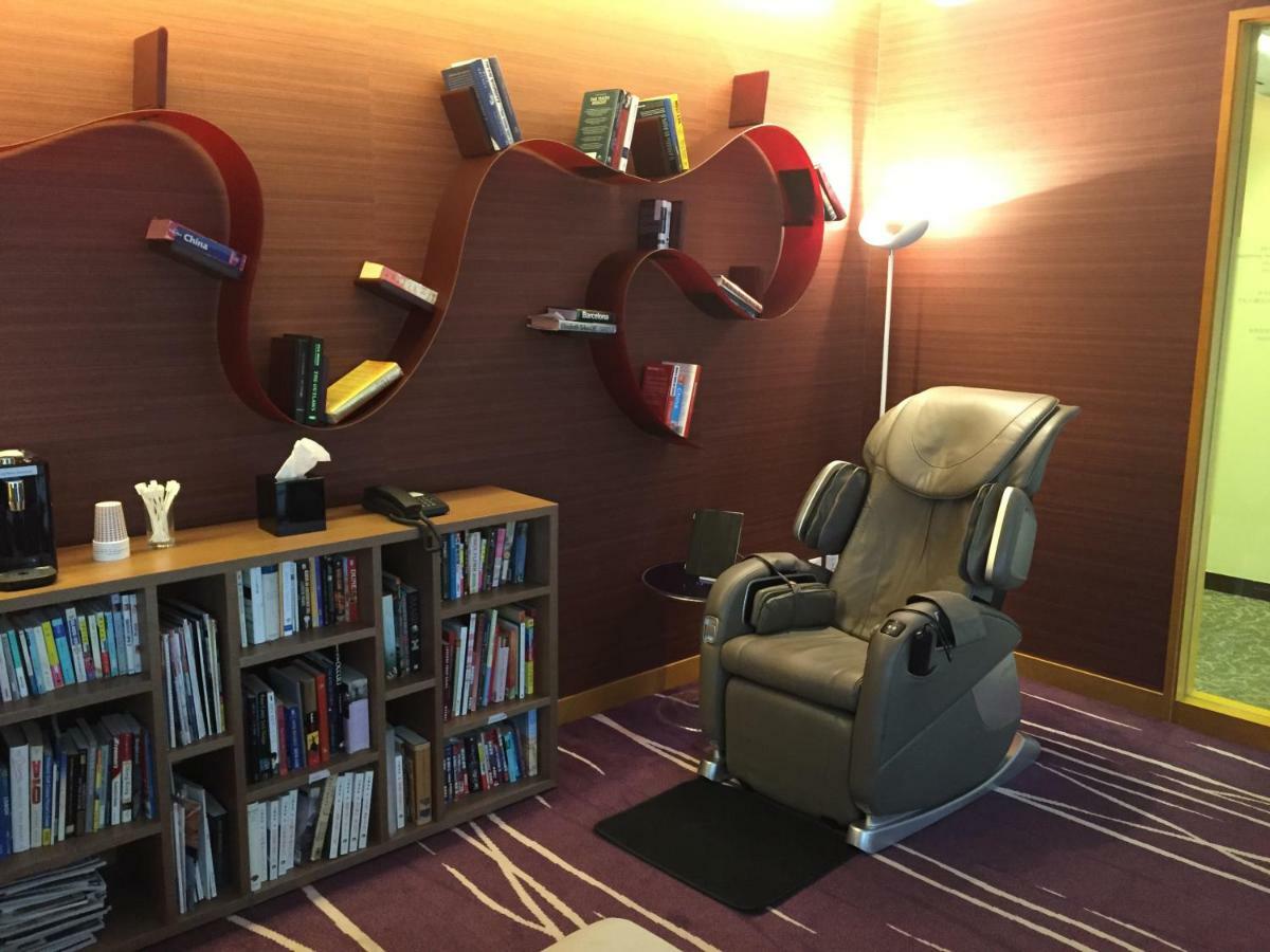 Shanghai Centre Serviced Apartment Екстер'єр фото